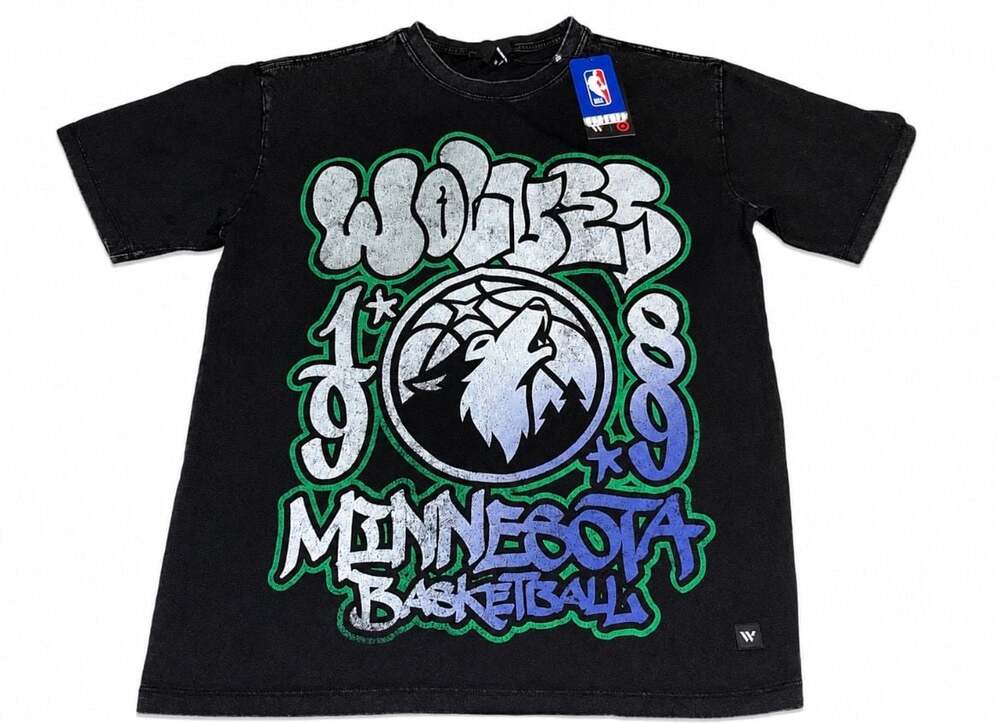The Wild Collective NBA Minnesota Timberwolves Black Graphic T-Shirt Size M